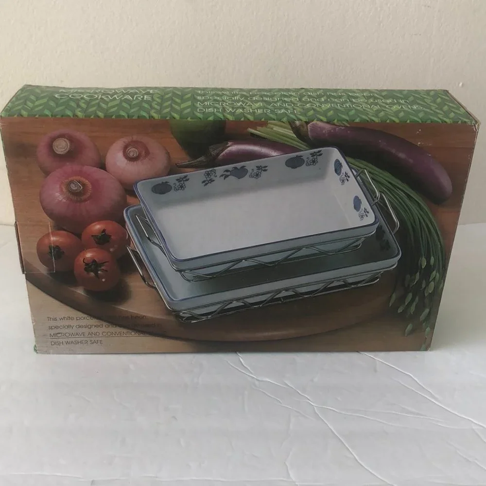 2 porcelain rectangular trays for microwave cookware in metal serving frame
